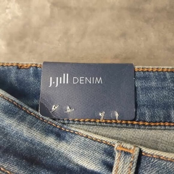 J.Jill Blue Demi Bootcut Havana Wash Jeans 2P RawHem Soft Stretch Everyday Jeans - Picture 4 of 12